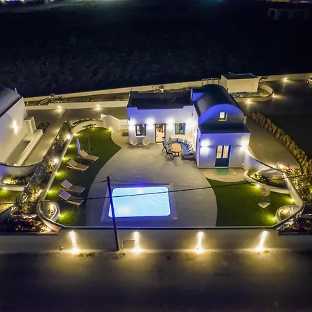 Villa Kyklos - Luxury With Private Pool Karterados (Santorini)