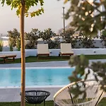 Kyklos - Luxury With Private Pool Villa Karterados (Santorini)