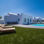 Villa Kyklos - Luxury With Private Pool