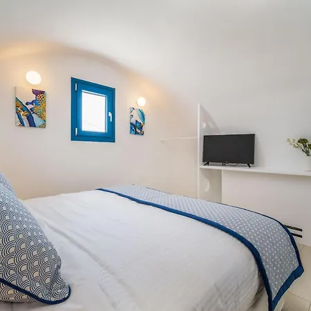 Kyklos - Luxury With Private Pool カルテラドス